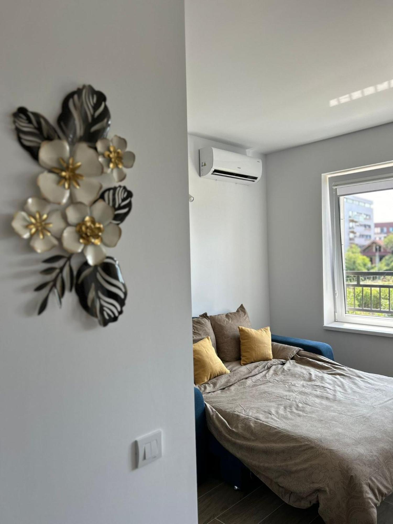 Summit Stay Apartment Boekarest Buitenkant foto